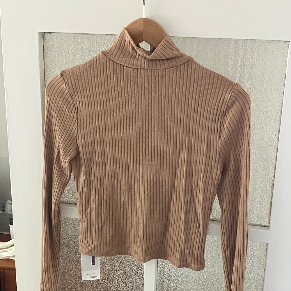 Reformation - Ribbed Cropped Mock Neck Sweater Top - Camel